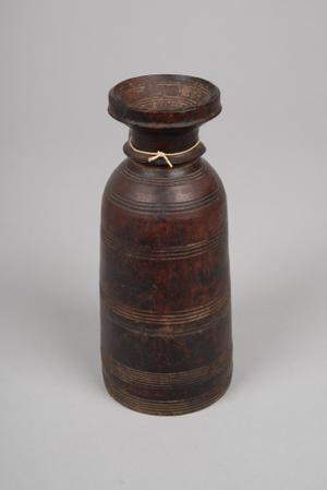 138601, wooden beer container