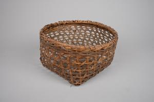 138649, vegetable basket