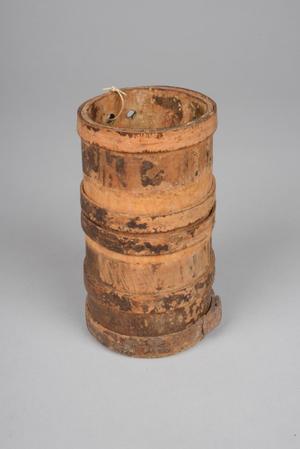 138640, wooden drinking mug for children