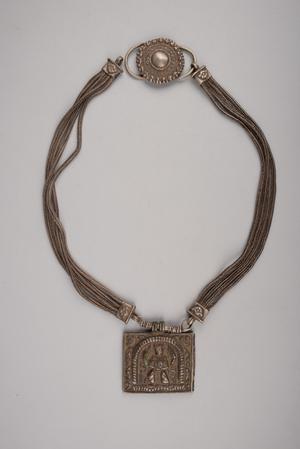 138706, necklace with amulet of woman, Bhaktapur