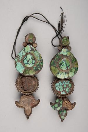 134406a-b, Tibetan earrings for woman