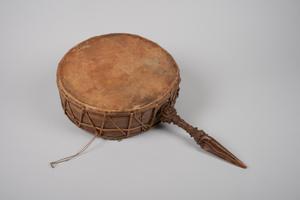 138691a-b, drum of a Bonpo priest