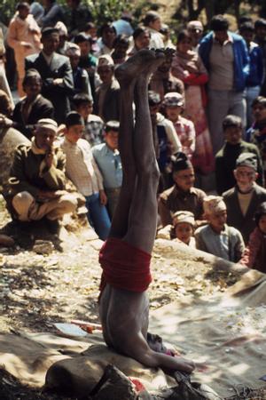 Pashupatinath, Sivaratri, yogi headstand