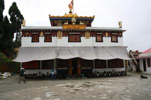 Dunggon Samten Choling Monastery in Ghum