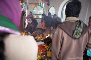 Participants at sakela puja at Hattiban temple